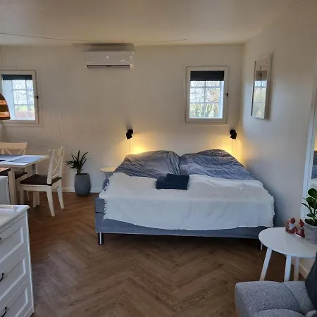 Mini-lejlighed Med Kokken - Deler Bad Og Toilet Med Nabolejlighed 4 Asperup