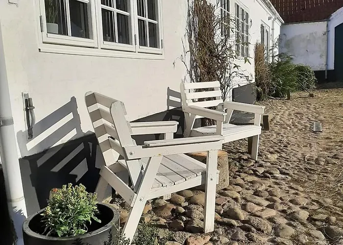 Apartamento Mini-lejlighed Med Kokken - Deler Bad Og Toilet Med Nabolejlighed 4 Asperup