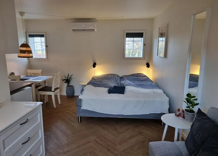 Mini-lejlighed Med Kokken - Deler Bad Og Toilet Med Nabolejlighed 4 Asperup